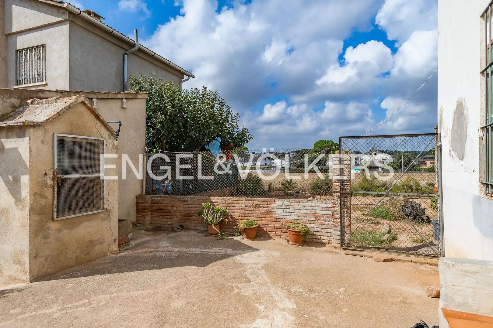 Casa rústica amb terrassa en venda a Palau-solità i Plegamans, imagen 44