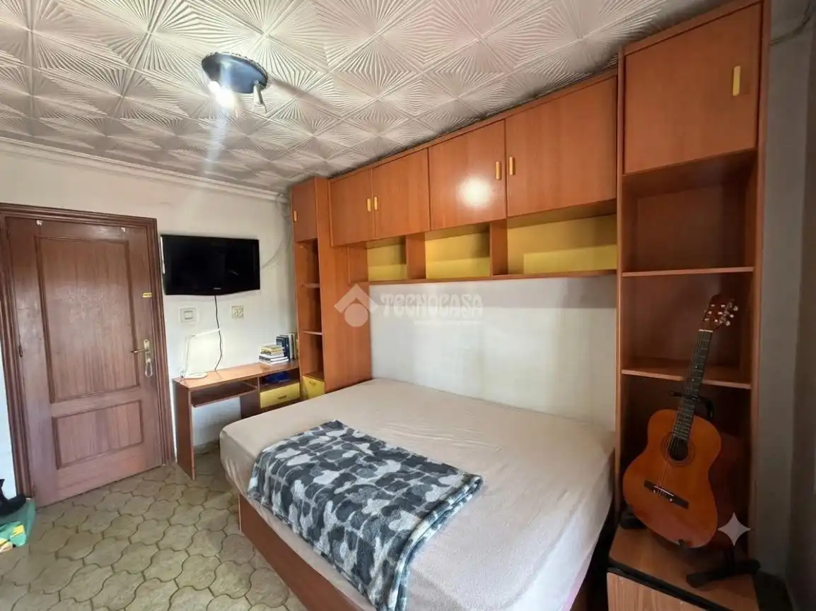 Bedroom of Attic for sale in Sevilla  with Air Conditioner and Balcony