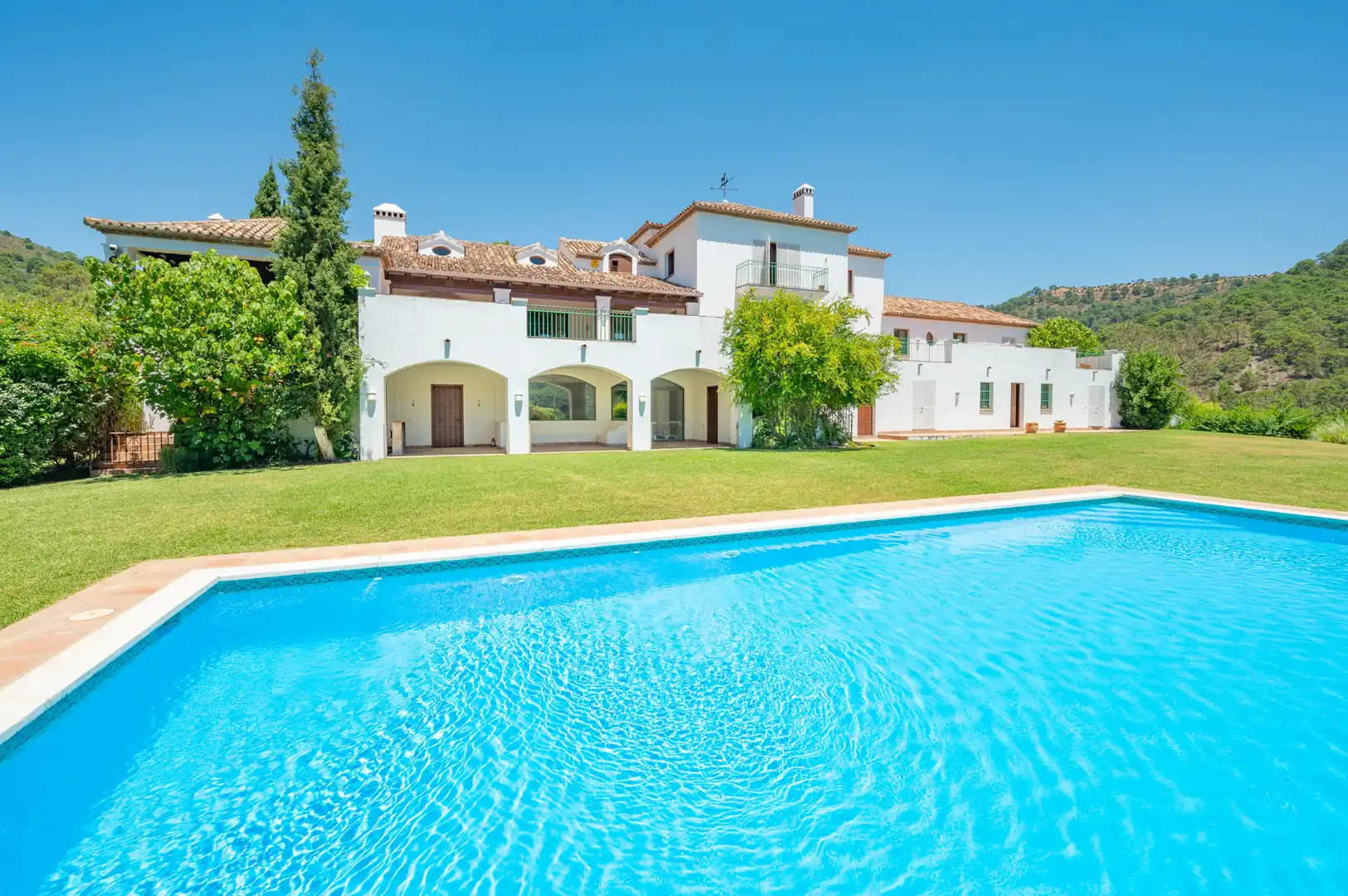 Garden of Houses for sale in Estepona  with Air Conditioner, Private garden and Terrace
