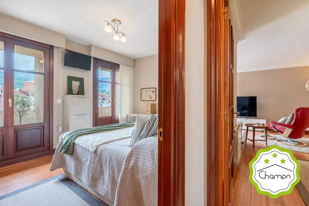 Flat for sale in Iralabarri