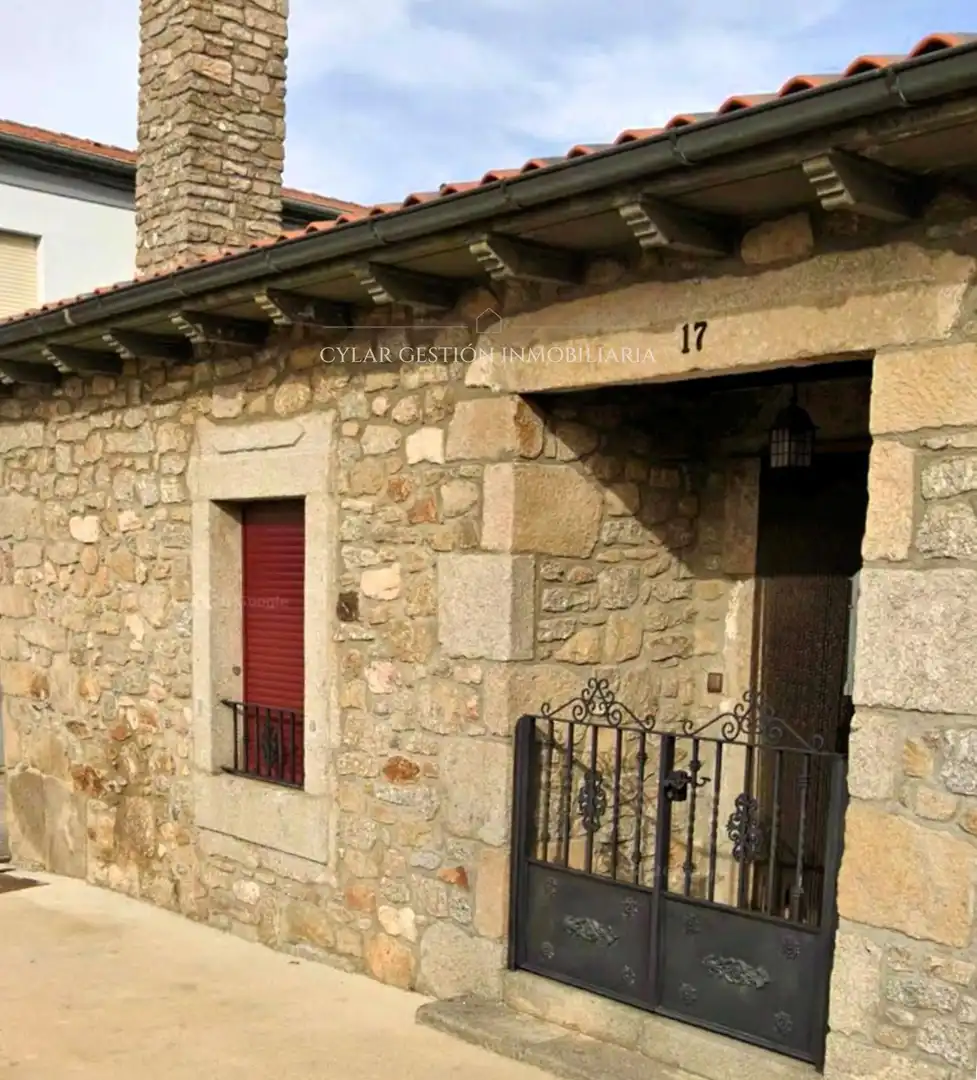 Vista exterior de Casa adosada en venta en Bañobárez con Calefacción, Amueblado y Horno
