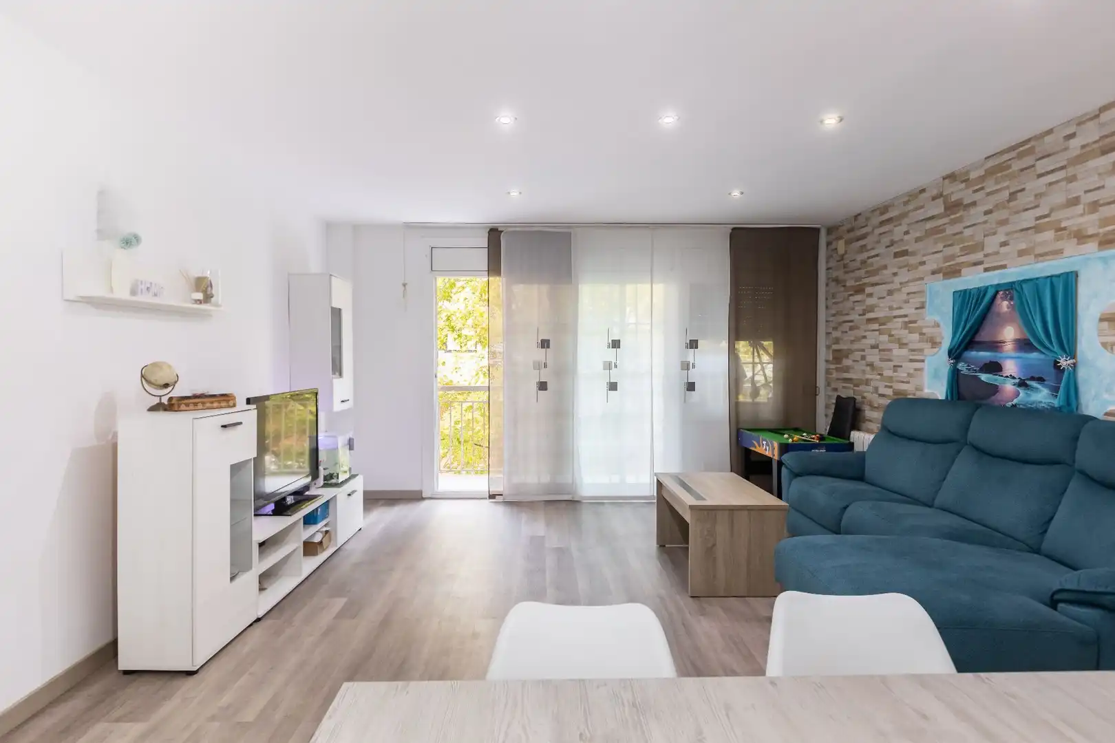 Living room of Flat for sale in Can Borrell