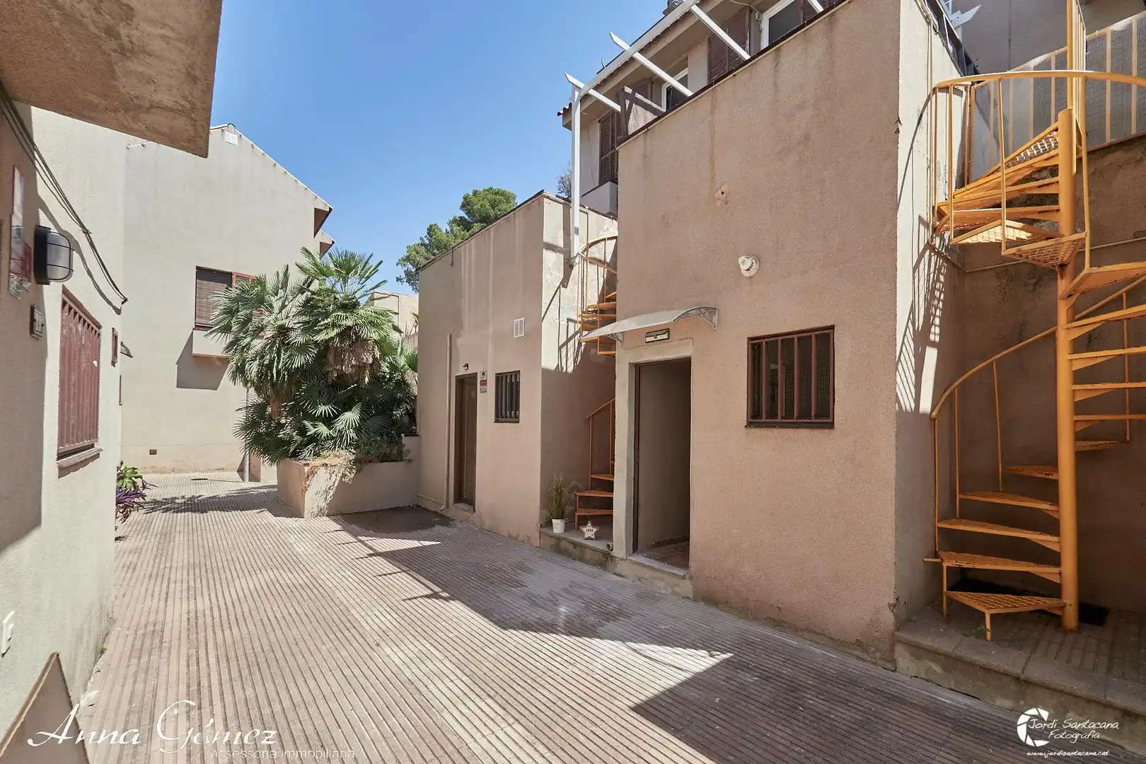 Vista exterior de Casa adosada en venda en Calafell amb Calefacció, Terrassa i Traster