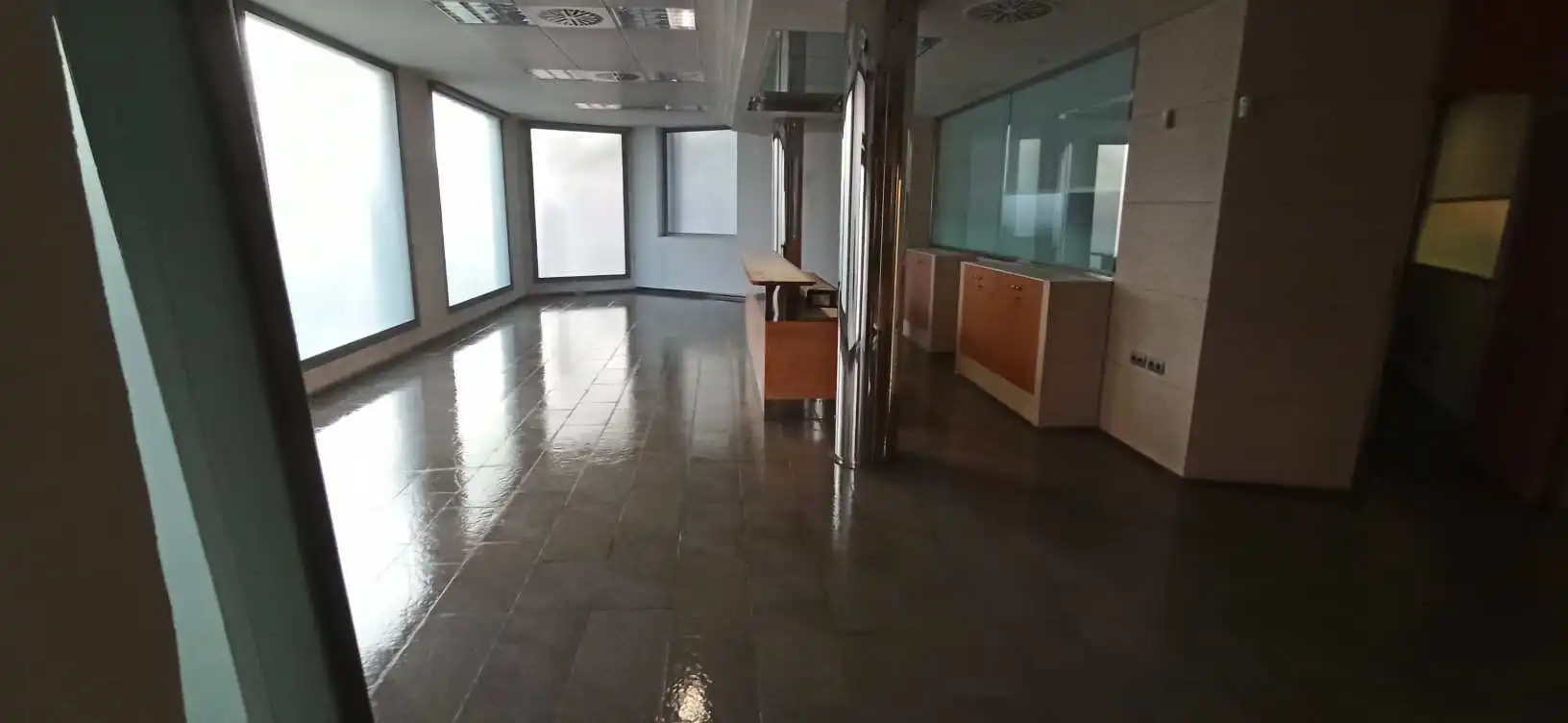 Local comercial en venda a Av Cataluña, imagen 4