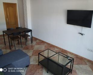 Living room of Flat to rent in  Granada Capital  with Terrace and Balcony