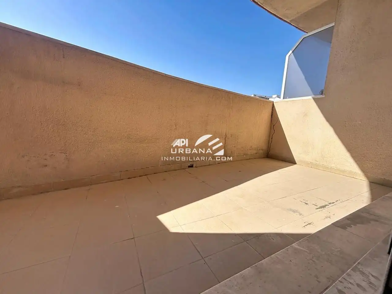 Terraza de Piso en venta en Lucena