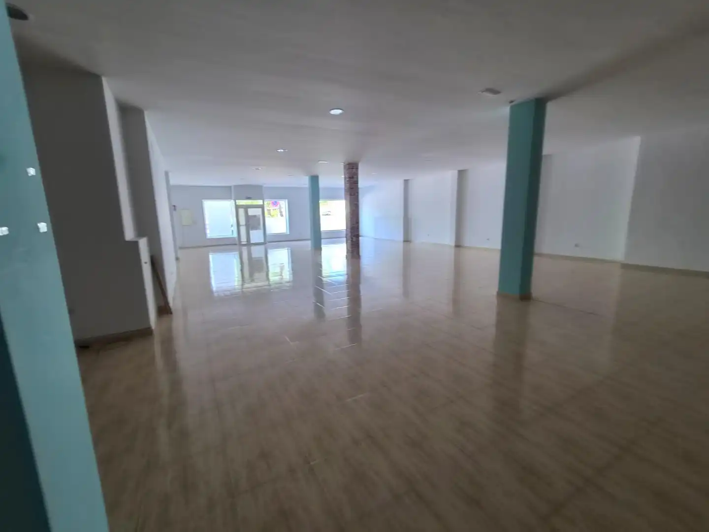 Local comercial en venda a Avenida de la Paz, imagen 7