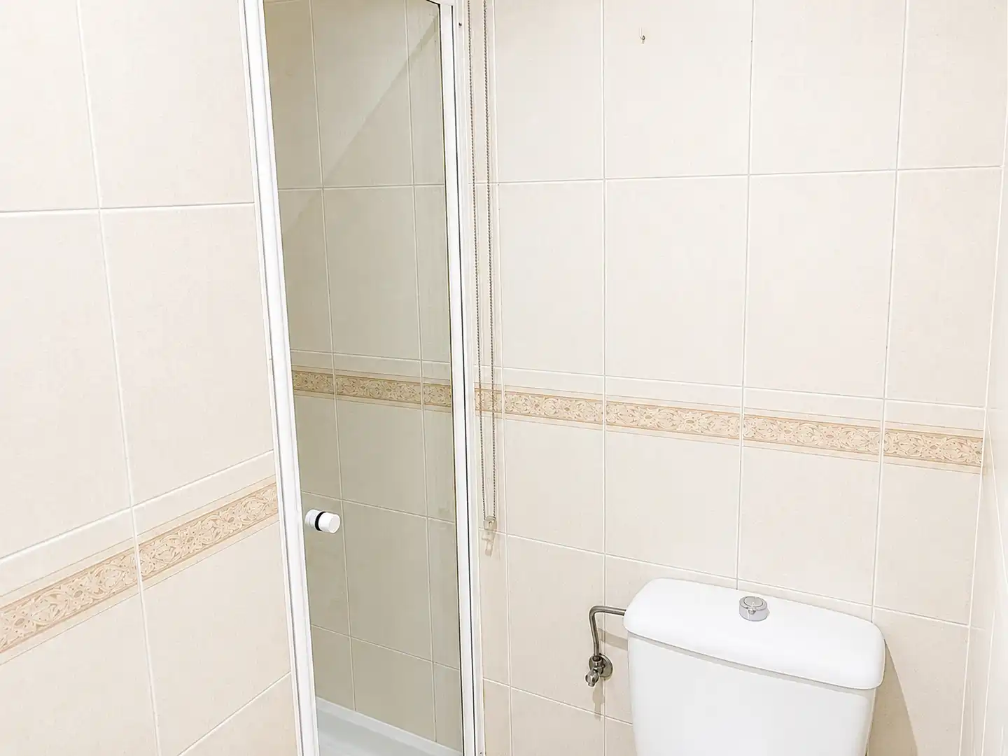 Baño de Piso de alquiler en Las Rozas de Madrid con Aire acondicionado, Calefacción y Terraza