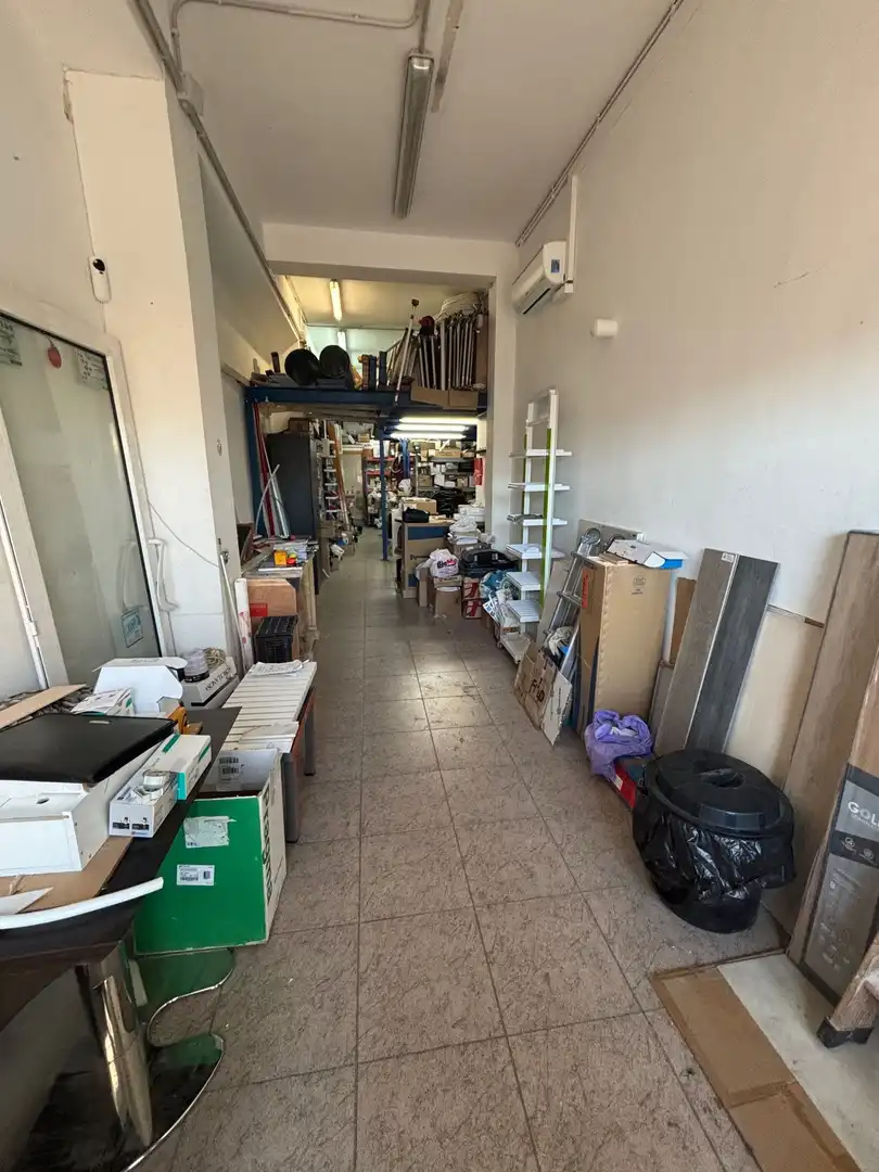 Local en venda en Molins de Rei amb Aire condicionat