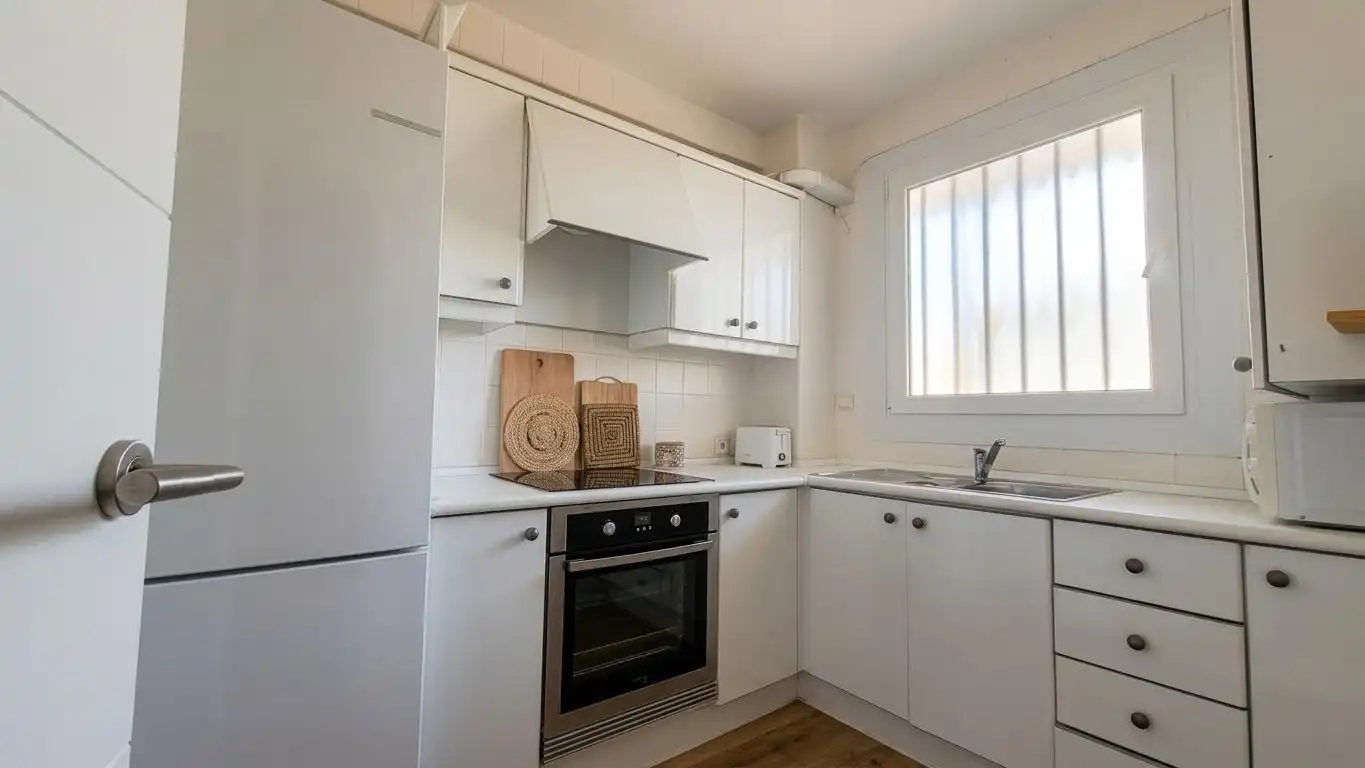 Flat with lift to rent in Ciudad Jardín - Tagarete - El Zapillo, imagen 5