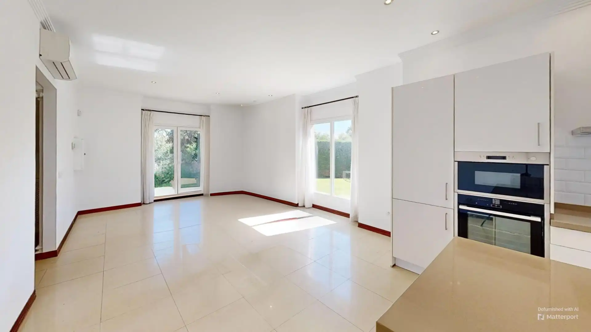 Sala de estar de Casa o chalet en venta en Sotogrande con Aire acondicionado, Jardín privado y Terraza