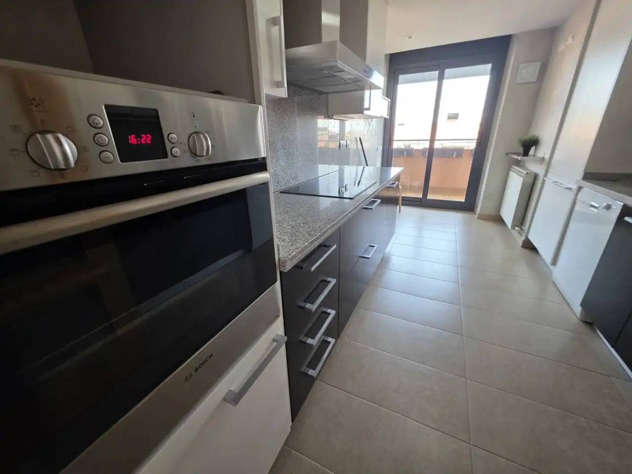 Duplexes for rent in Calle MOSSÈN SERAPI FARRE, Poble Nou