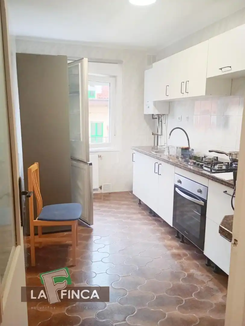 Küche von Wohnung zum Verkauf in Llanera mit Heizung