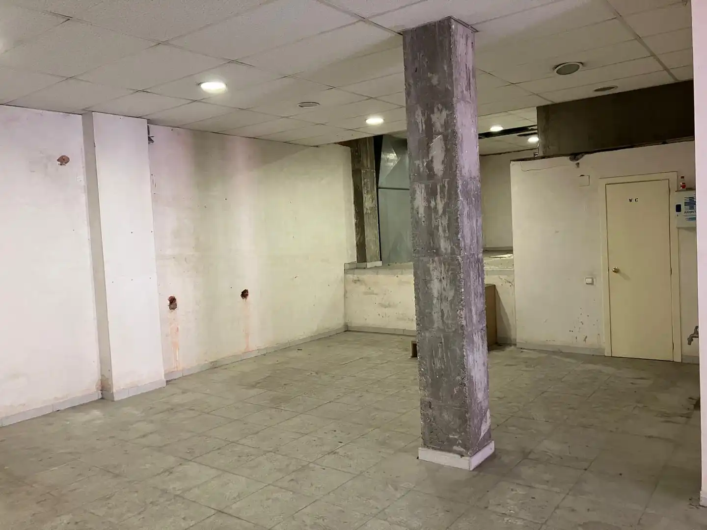 Gewerbefläche zum Verkauf in Carrer Mestre Pedret, imagen 3