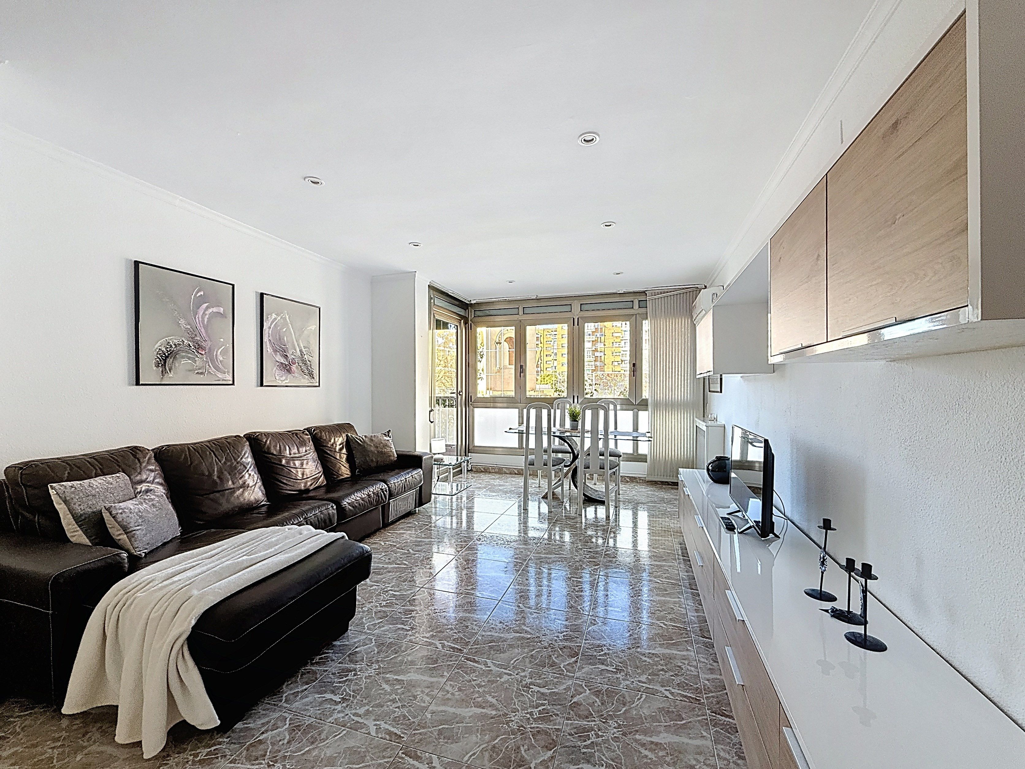 Living room of Flat for sale in  Barcelona Capital  with Air Conditioner, Heating and Swimming Pool