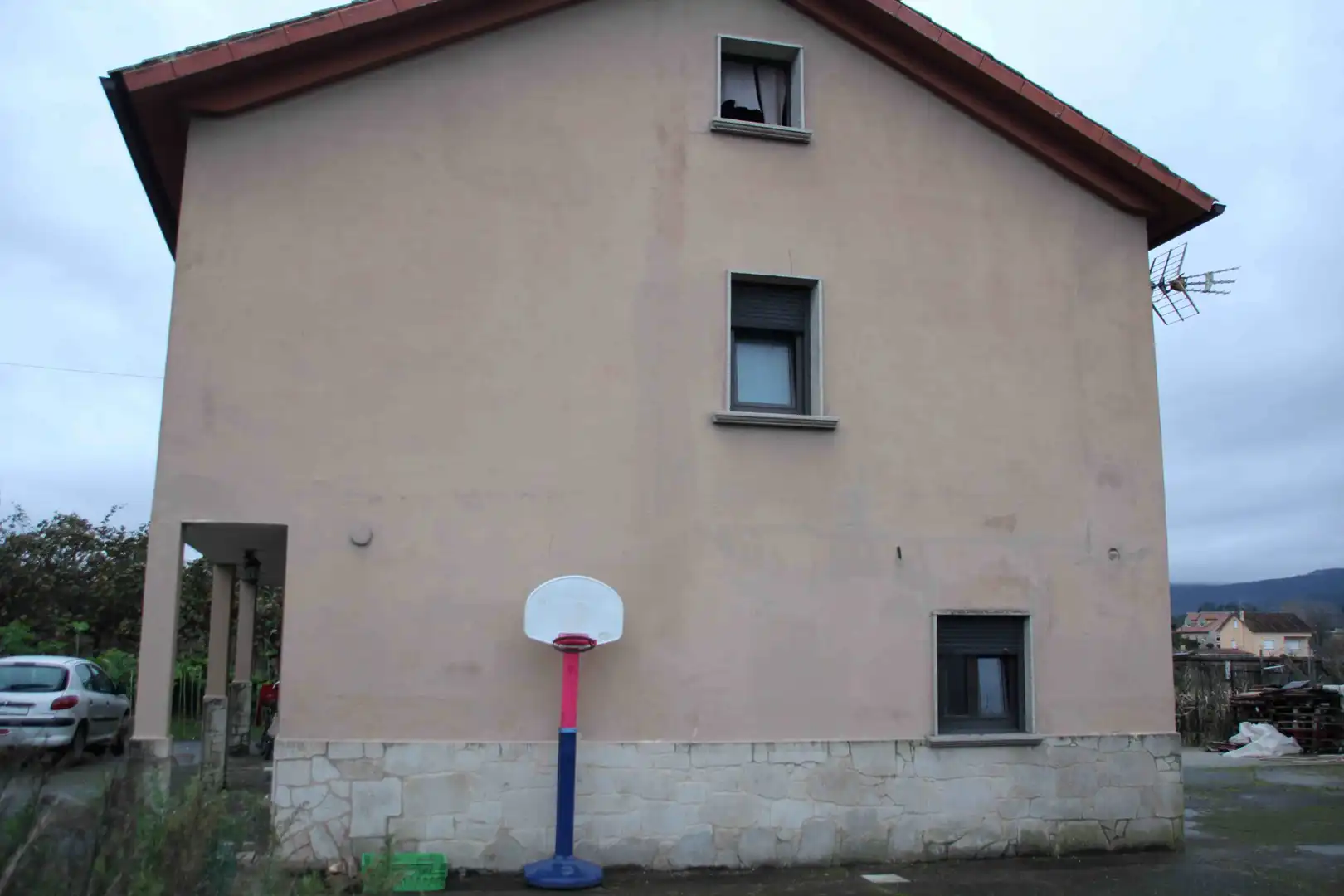 Vista exterior de Casa o chalet en venta en Valga con Jardín privado, Trastero y Amueblado