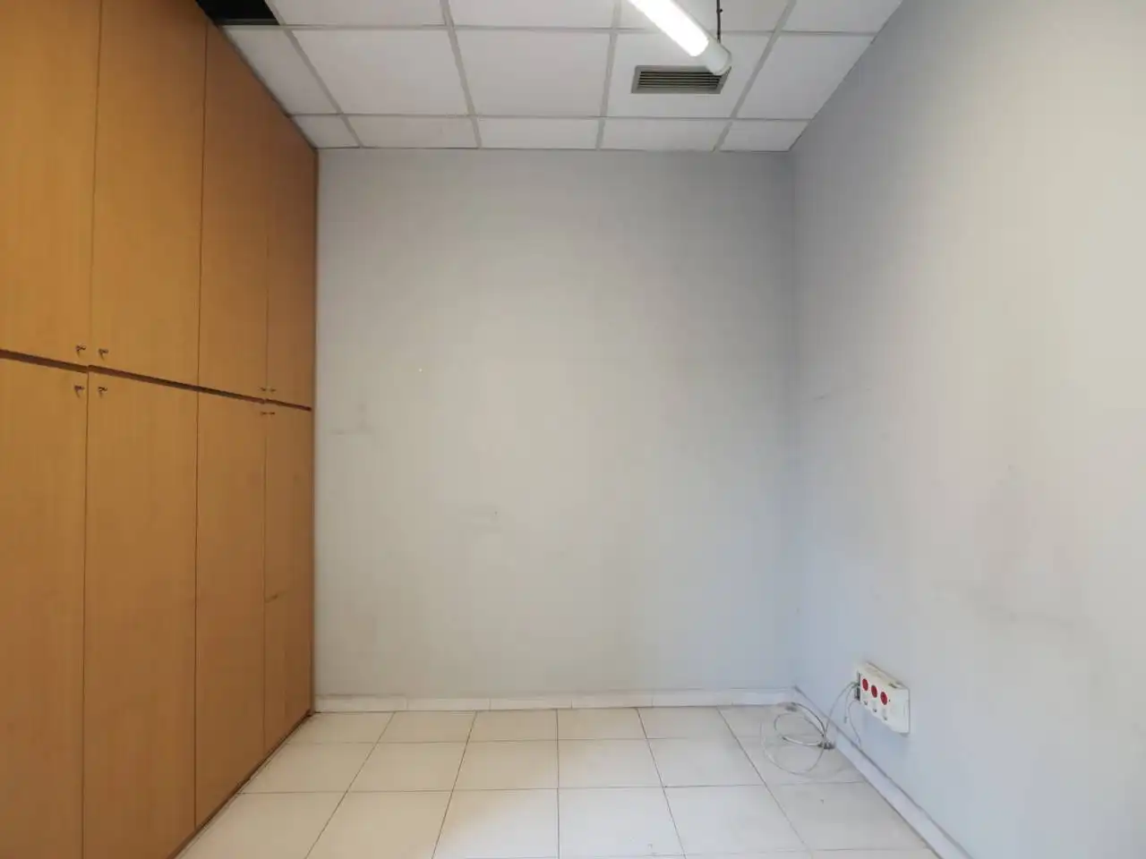 Local comercial de lloguer a Calle Princesa, imagen 9