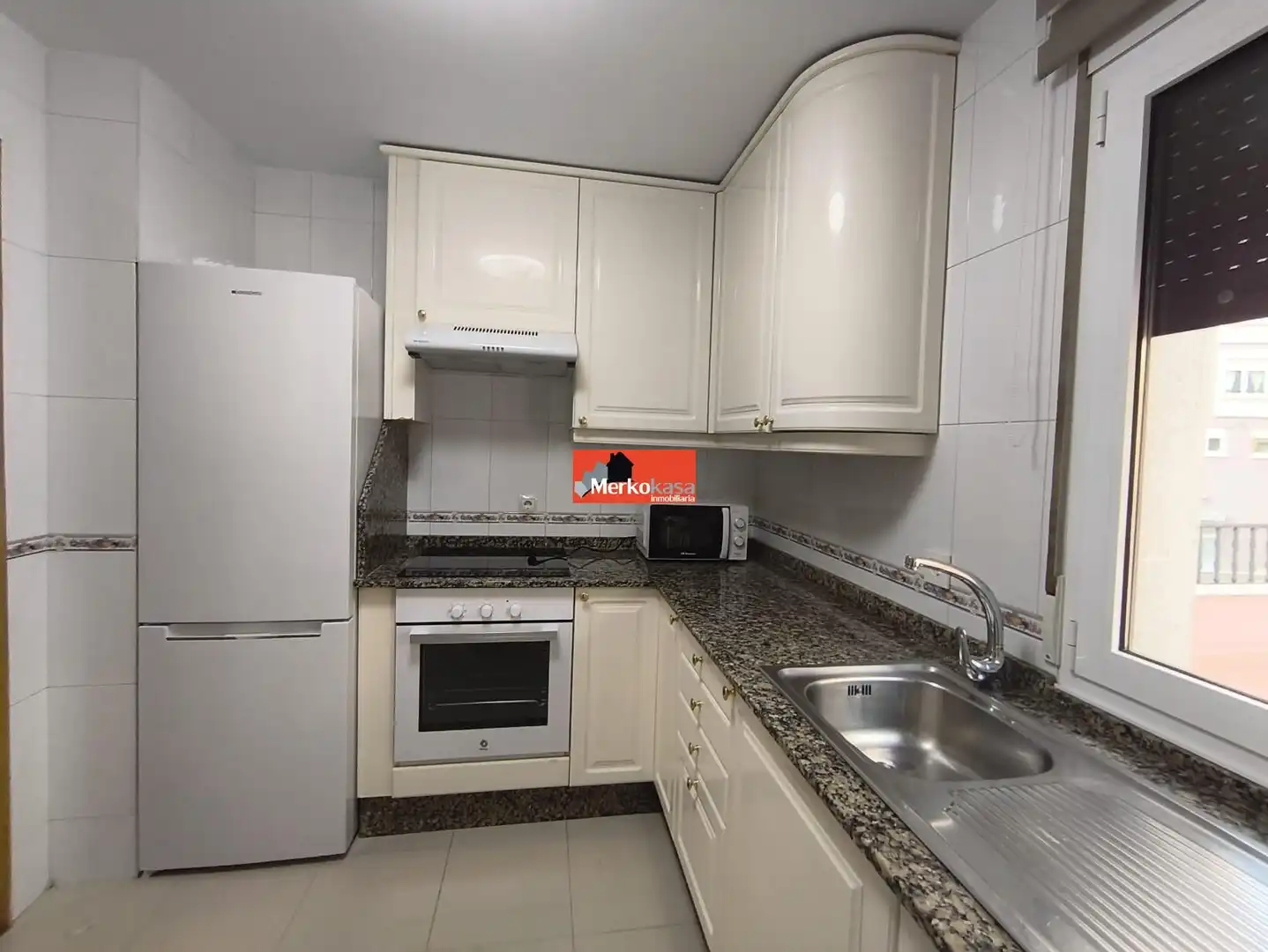 Kitchen of Apartments for rent in Lugo  with Heating, Terrace and Storage room