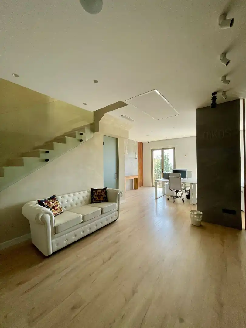 Living room of Office for sale in Marbella  with Air Conditioner and Furnished