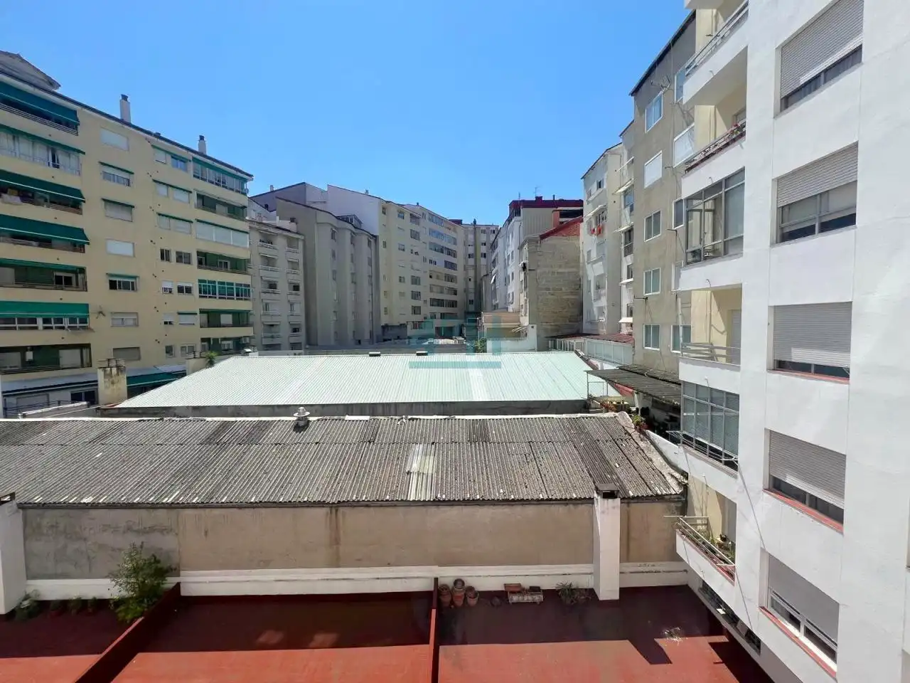 Vista exterior de Piso en venta en Ourense Capital  con Calefacción y Balcón