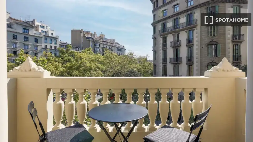 Appartamento con terrazza in affitto a Eixample, imagen 4