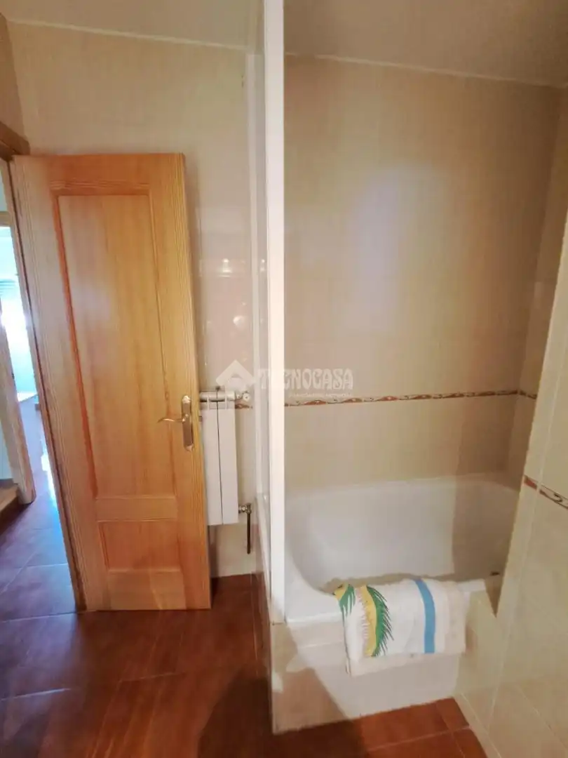 Baño de Casa adosada en venta en Parla con Aire acondicionado, Calefacción y Balcón