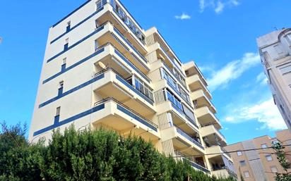 Vista exterior de Apartament en venda en Gandia amb Terrassa i Moblat