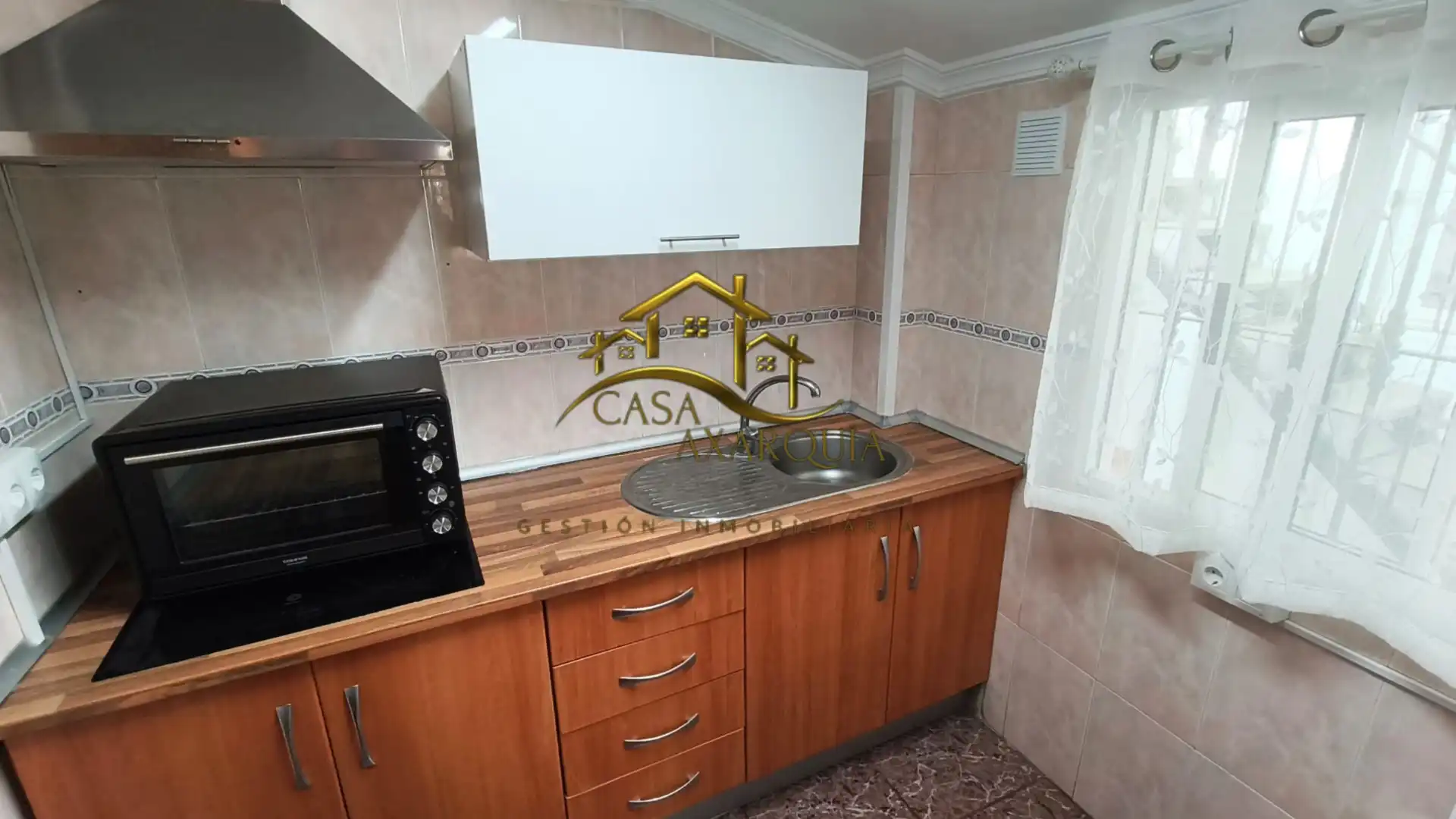 Cuina de Casa o xalet en venda en Vélez-Málaga amb Aire condicionat, Traster i Moblat