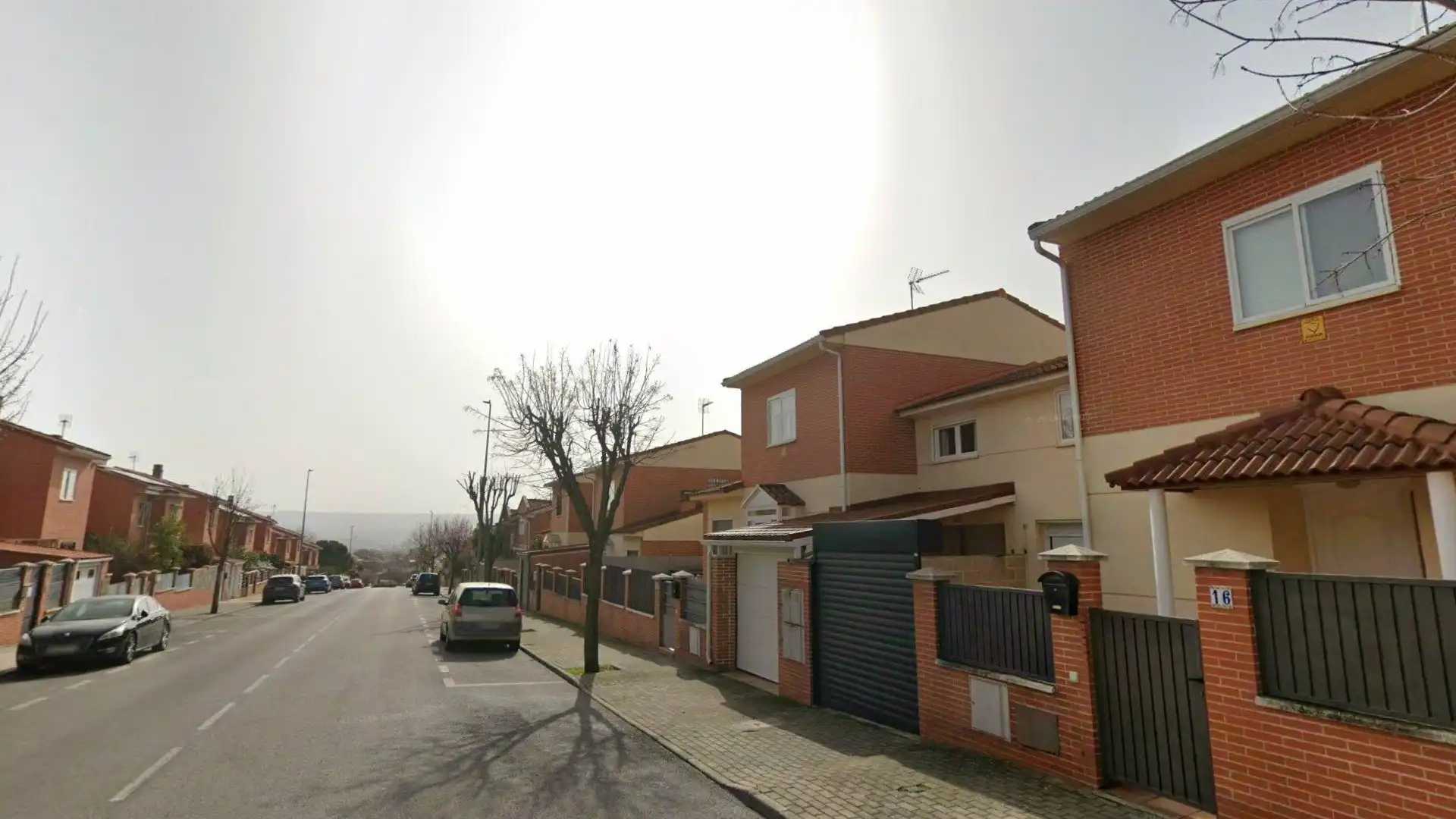 Casa aparellada amb piscina en venda a Del Sauce, imagen 2