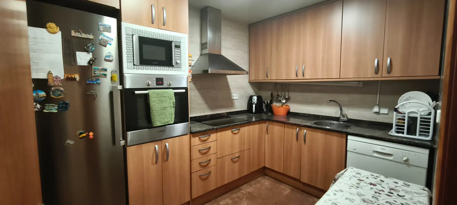Cocina de Casa o chalet en venta en Montgat con Aire acondicionado, Jardín privado y Terraza