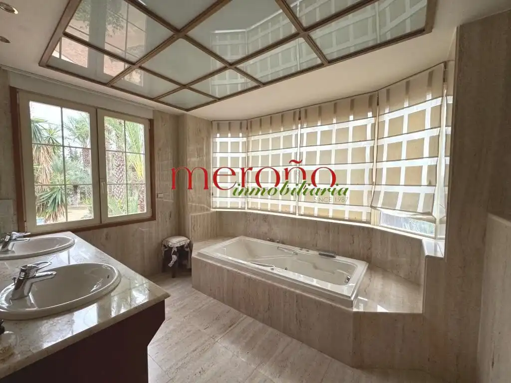 Detached house with pool for sale in Alzabares, imagen 76