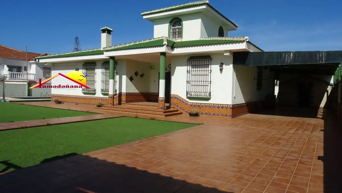 Chalet en venta en Matalascañas