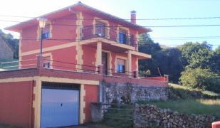 Vista exterior de Casa o xalet en venda en Ruente amb Terrassa i Balcó