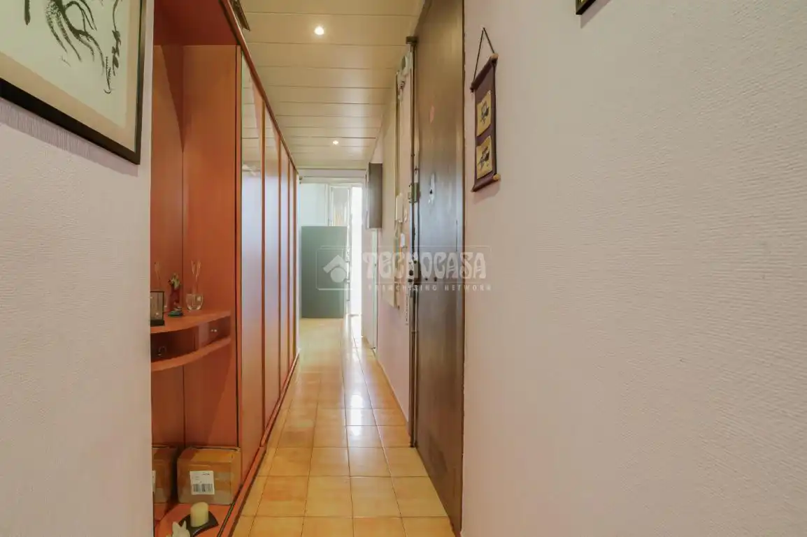 Piso en venta en Barcelona con Balcón