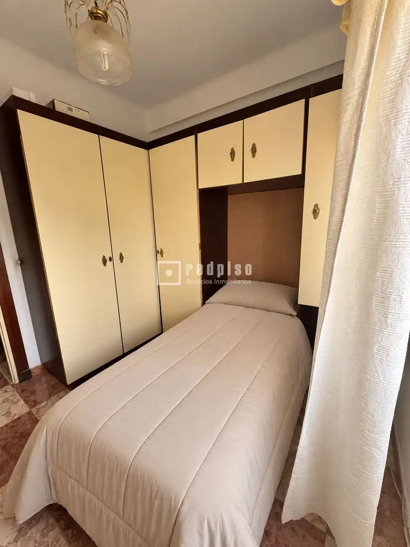 Bedroom of Flat for sale in Carretera de Cádiz