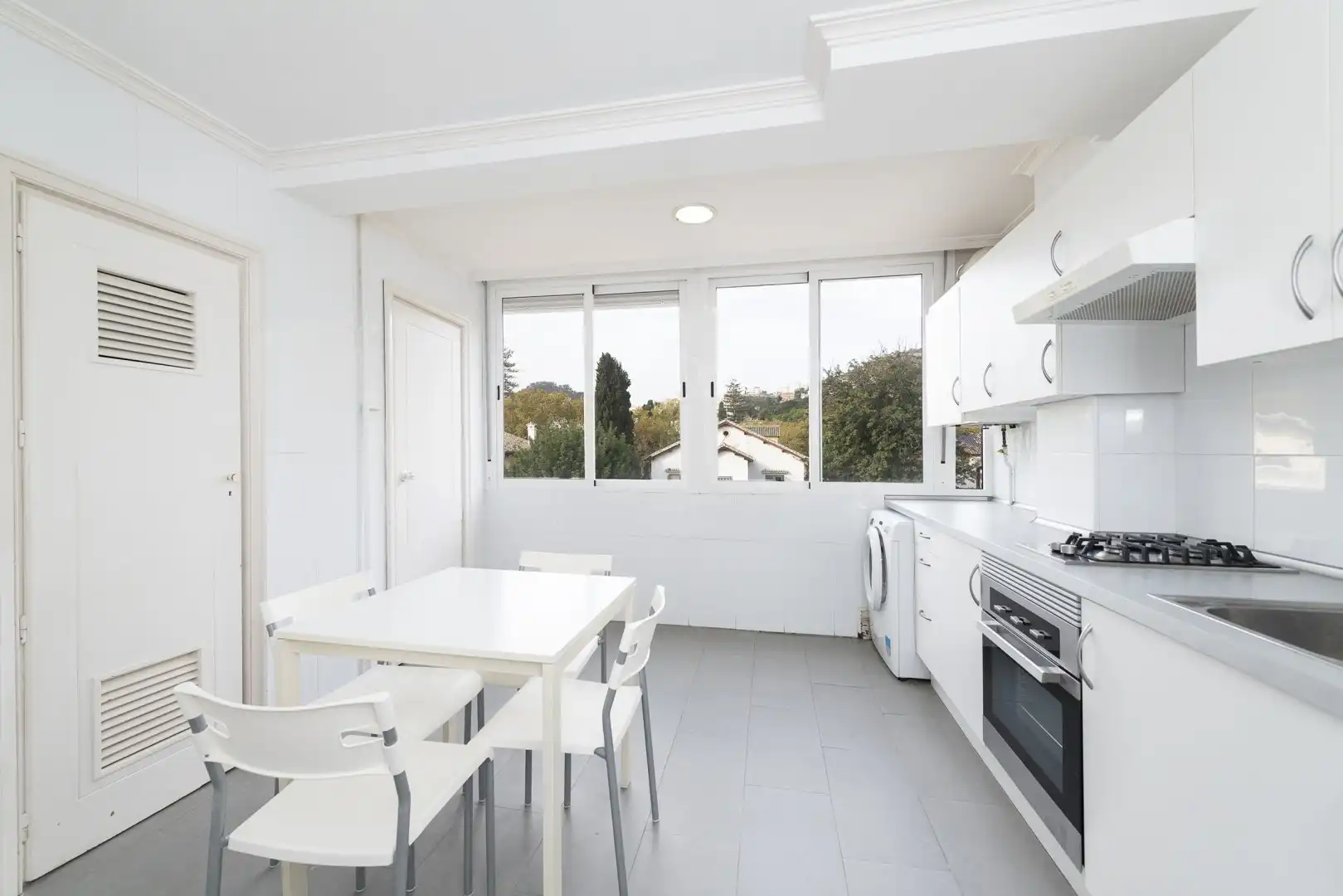 Kitchen of Flat for sale in Málaga  with Terrace and Storage room