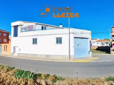 Adossat en venda a Calle Pi i Margall 1