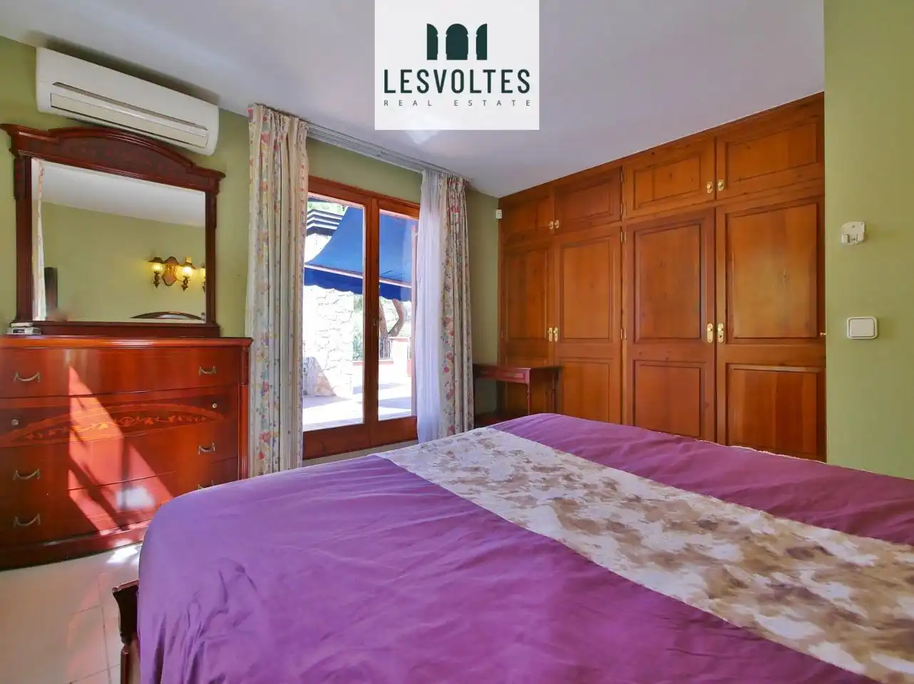 Bedroom of Detached homes for sale in Palafrugell  with Private garden, Parquet flooring and Terrace