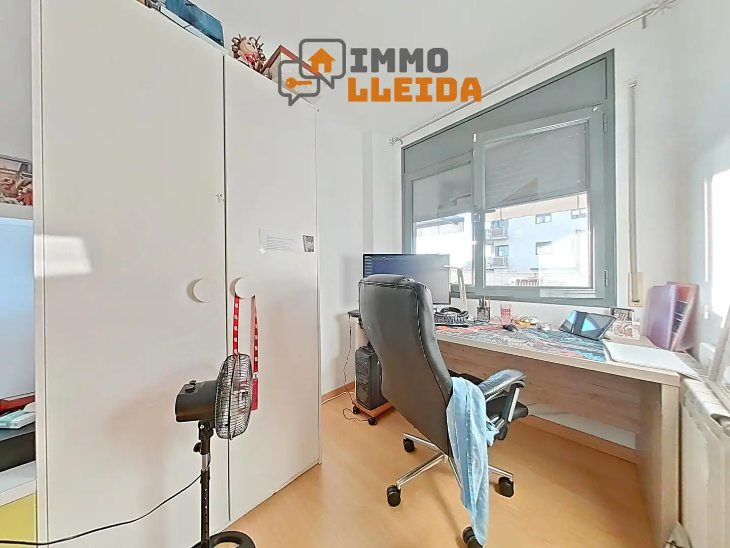 Wohnung zum Verkauf in Lleida mit Klimaanlage, Heizung und Privatgarten