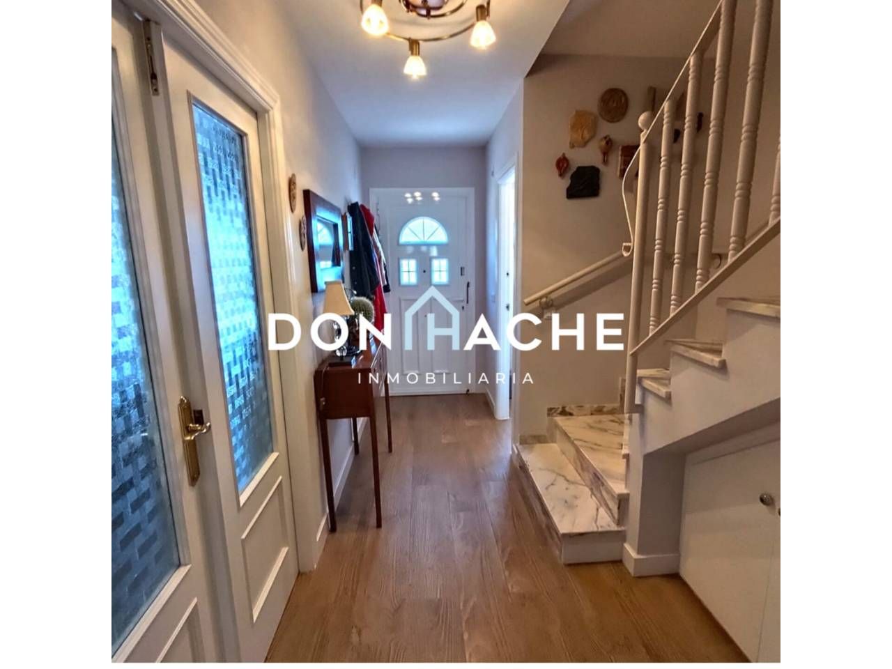 Casa adosada en venda a Norte