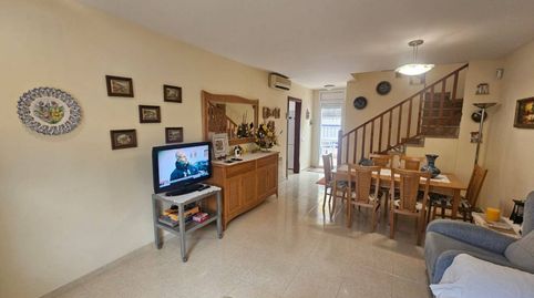 Foto 3 de Casa adosada en venta en Calle Renau, Creixell, Tarragona