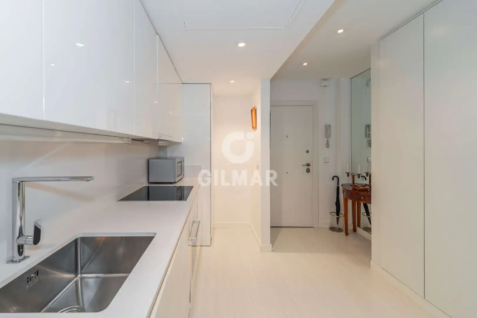 Cocina de Piso en venta en Madrid con Calefacción, Jardín privado y Piscina