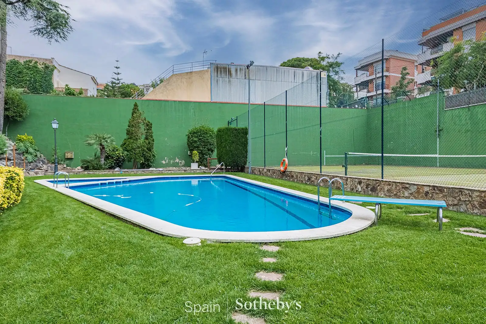 Piscina de Apartamento en venta en Barcelona con Aire acondicionado, Calefacción y Terraza
