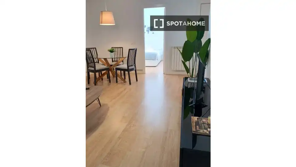 Exterior view of Flat for rent in Madrid  with Air Conditioner, Heating and Furnished