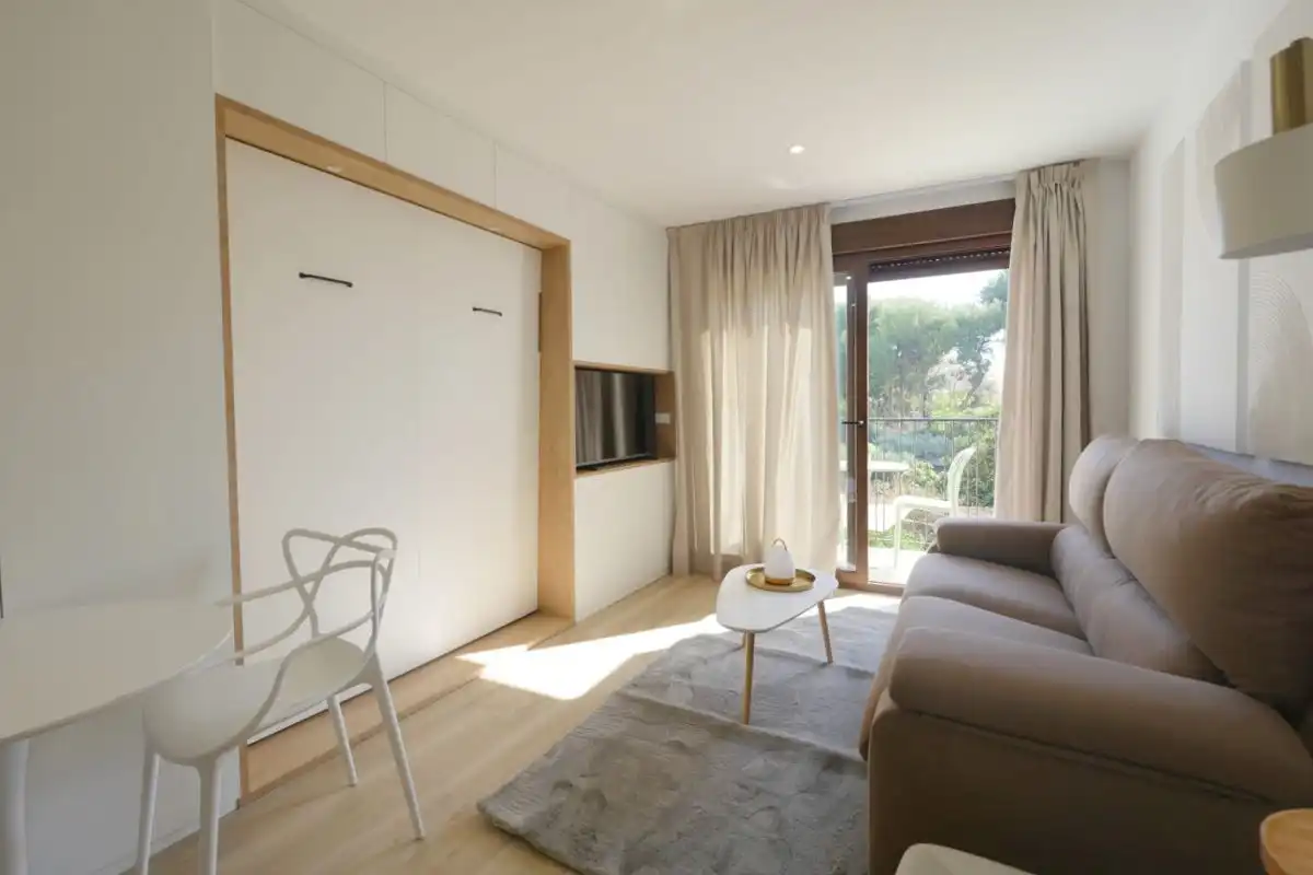 Sala d'estar de Estudi de lloguer en Sant Joan d'Alacant amb Aire condicionat, Terrassa i Balcó