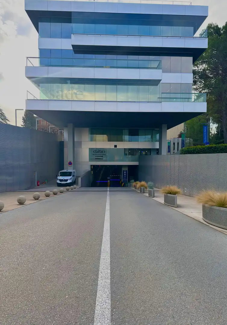 Einzelparkplatz zur Miete in Avinguda de la Torre Blanca 59