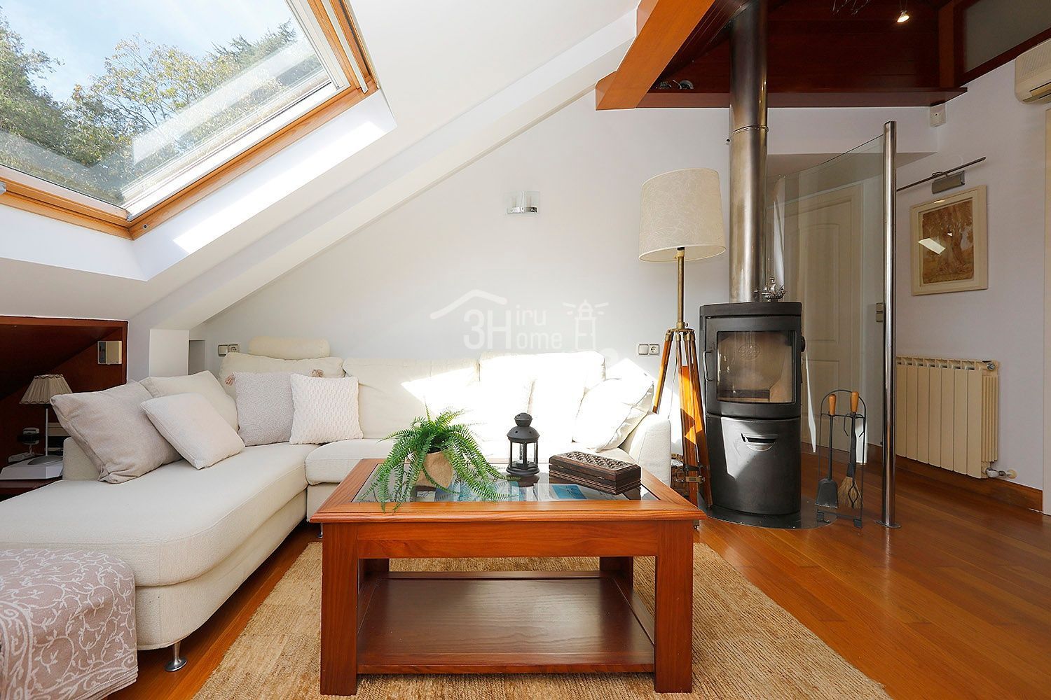 Living room of Attic for sale in Hondarribia  with Air Conditioner, Heating and Terrace