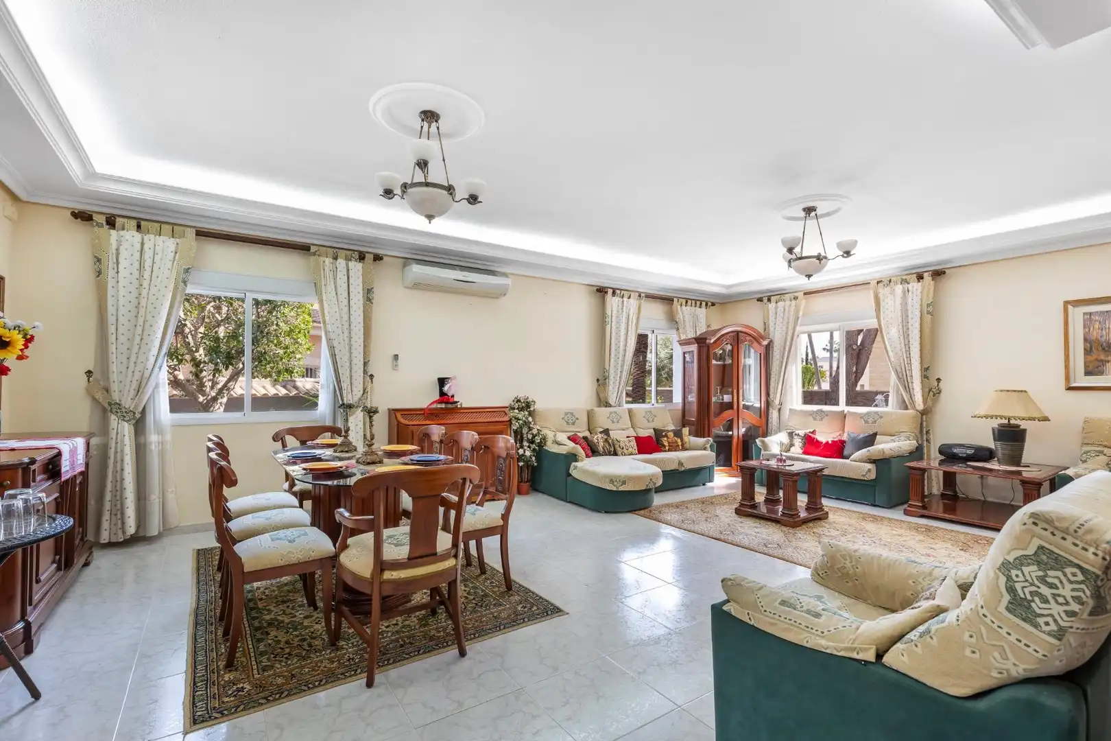 Sala d'estar de Casa o xalet en venda en Rojales amb Aire condicionat, Calefacció i Jardí privat