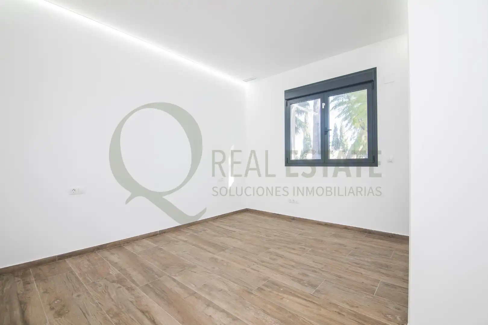 Habitación de Casa o chalet en venta en Mutxamel con Calefacción, Jardín privado y Terraza