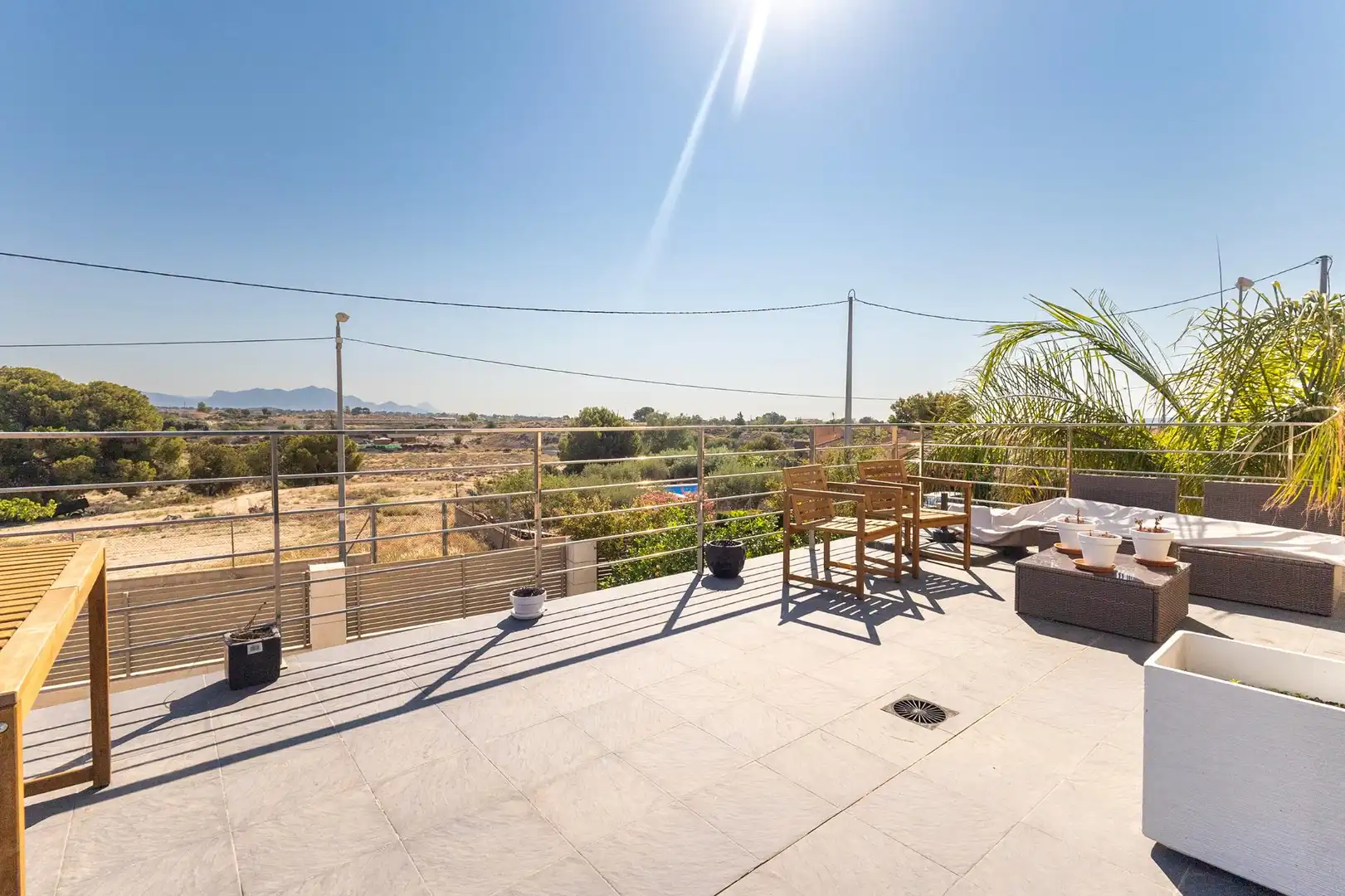 Terrassa de Casa o xalet en venda en Alicante / Alacant amb Aire condicionat, Calefacció i Jardí privat